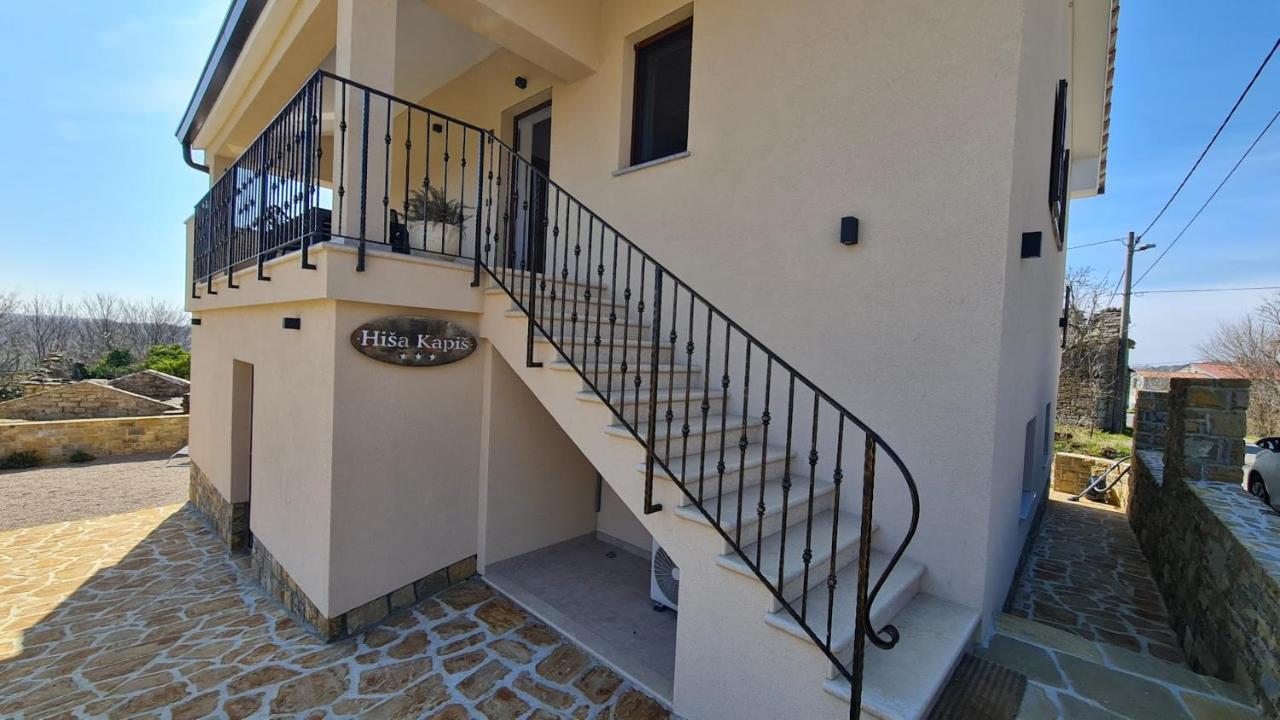 Apartament Hisa Kapis With Hot Tube Koper Zewnętrze zdjęcie