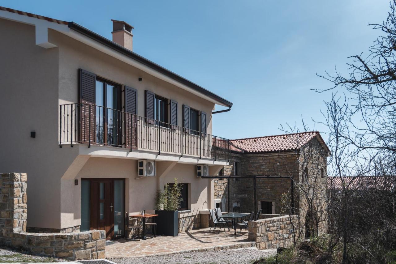 Apartament Hisa Kapis With Hot Tube Koper Zewnętrze zdjęcie