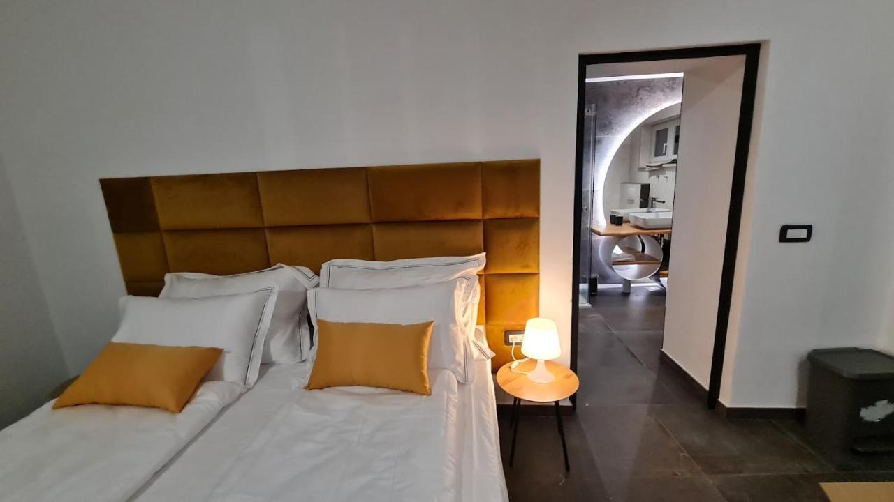 Apartament Hisa Kapis With Hot Tube Koper Zewnętrze zdjęcie