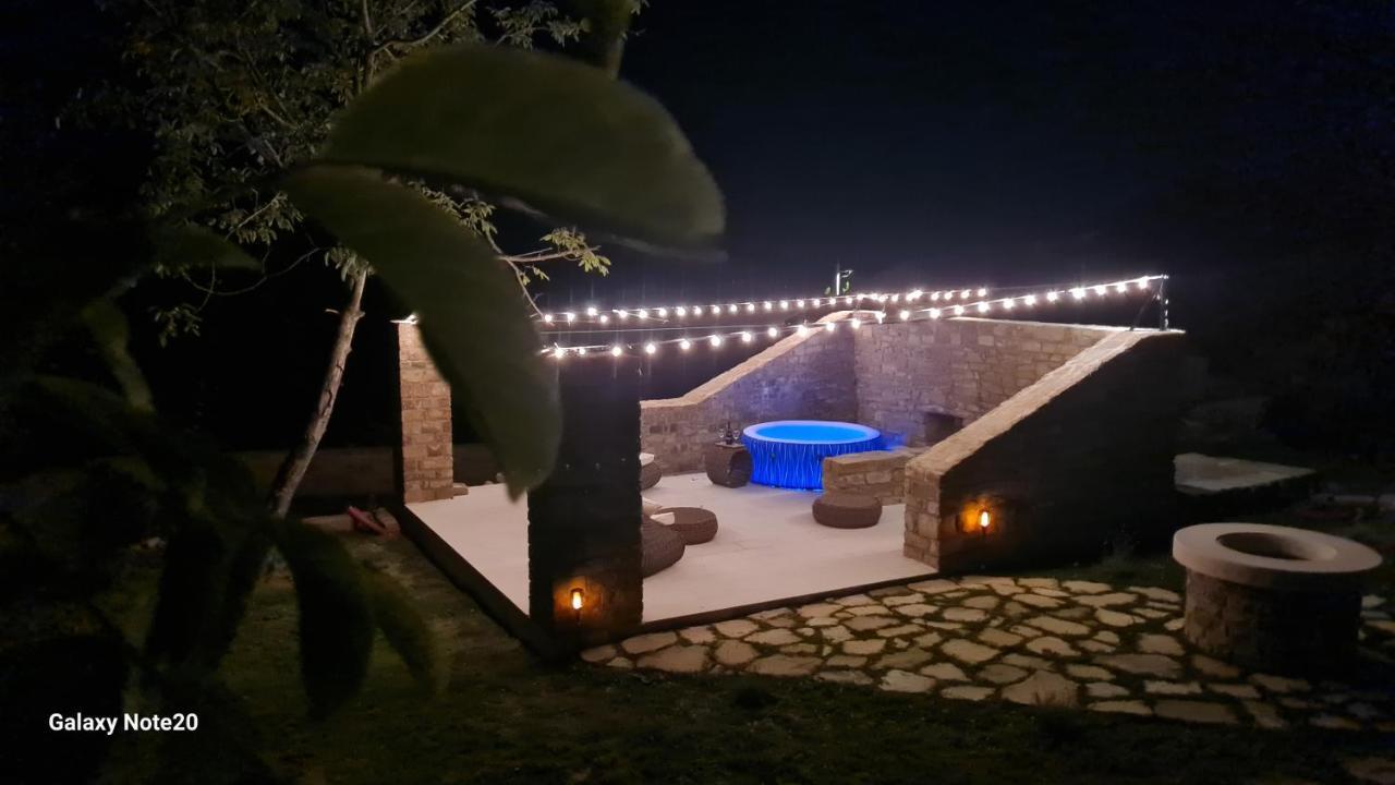 Apartament Hisa Kapis With Hot Tube Koper Zewnętrze zdjęcie