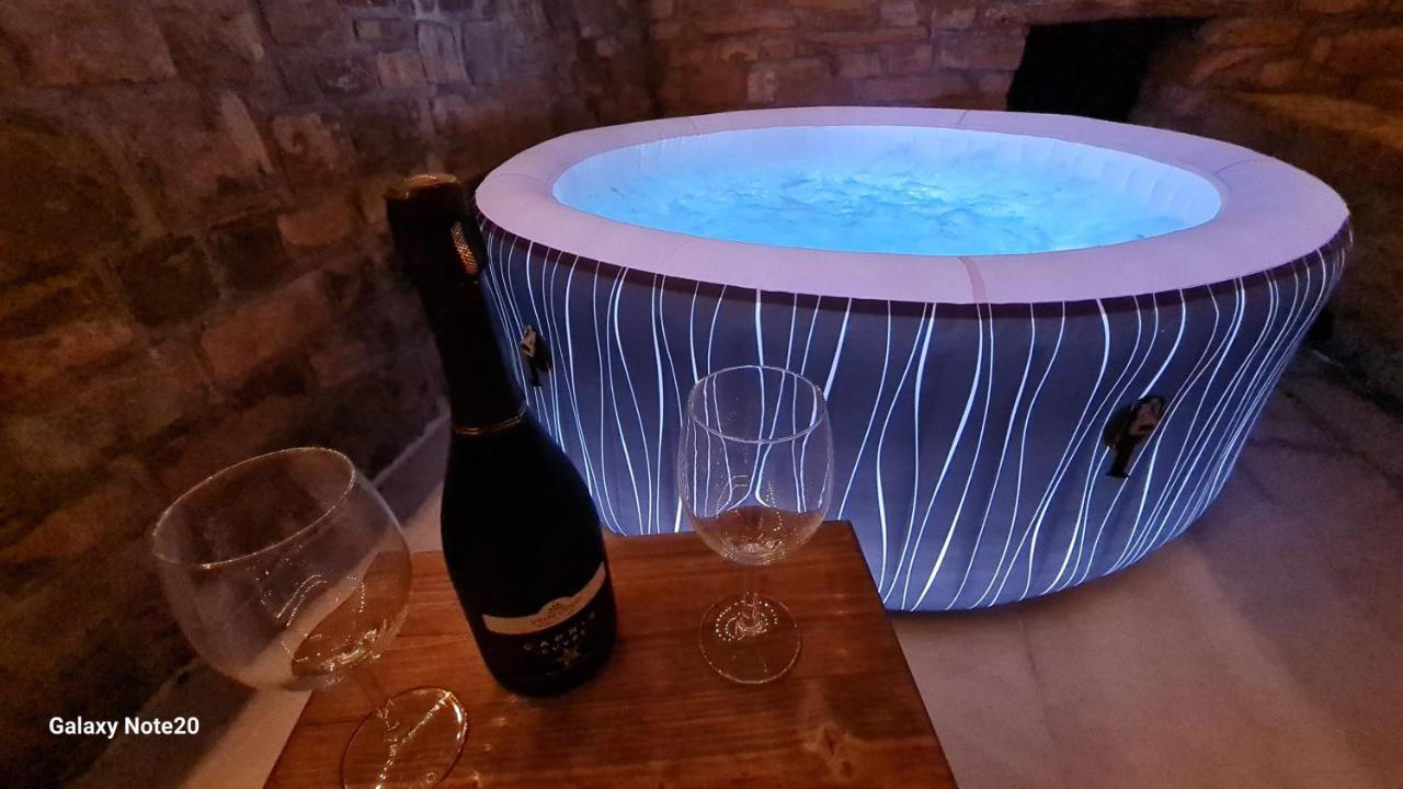 Apartament Hisa Kapis With Hot Tube Koper Zewnętrze zdjęcie